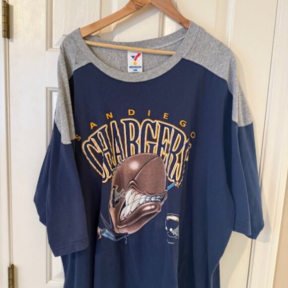 Chargers Navy 4XL hooded sweatshirt + 3 Charger T-shirts + 1 Charger Polo Shirt - Picture 7 of 7